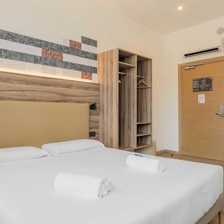 B&B Hotel Prato City Center Esterno foto