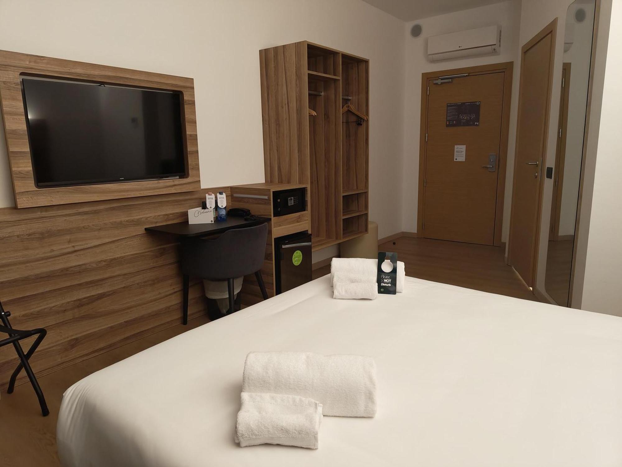 B&B Hotel Prato City Center Esterno foto