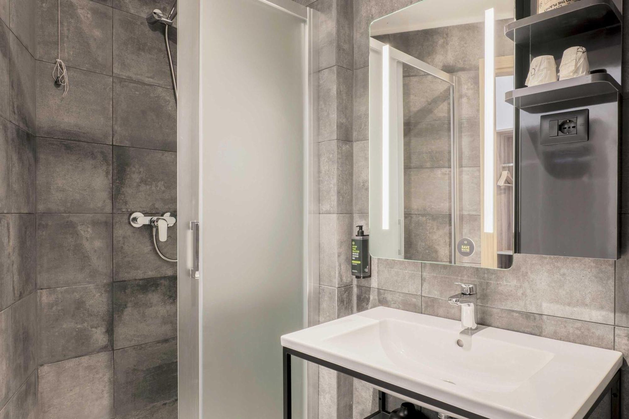 B&B Hotel Prato City Center Esterno foto