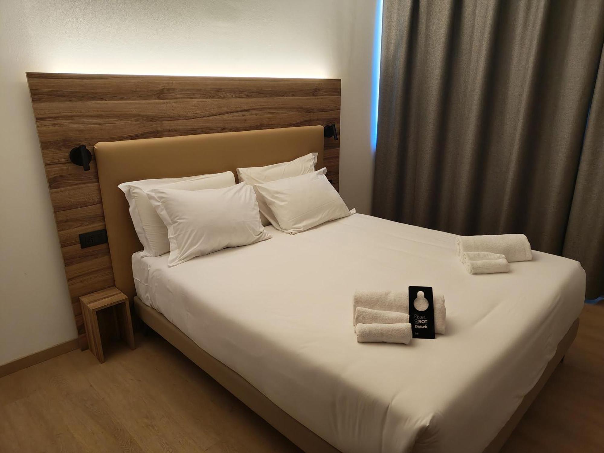 B&B Hotel Prato City Center Esterno foto