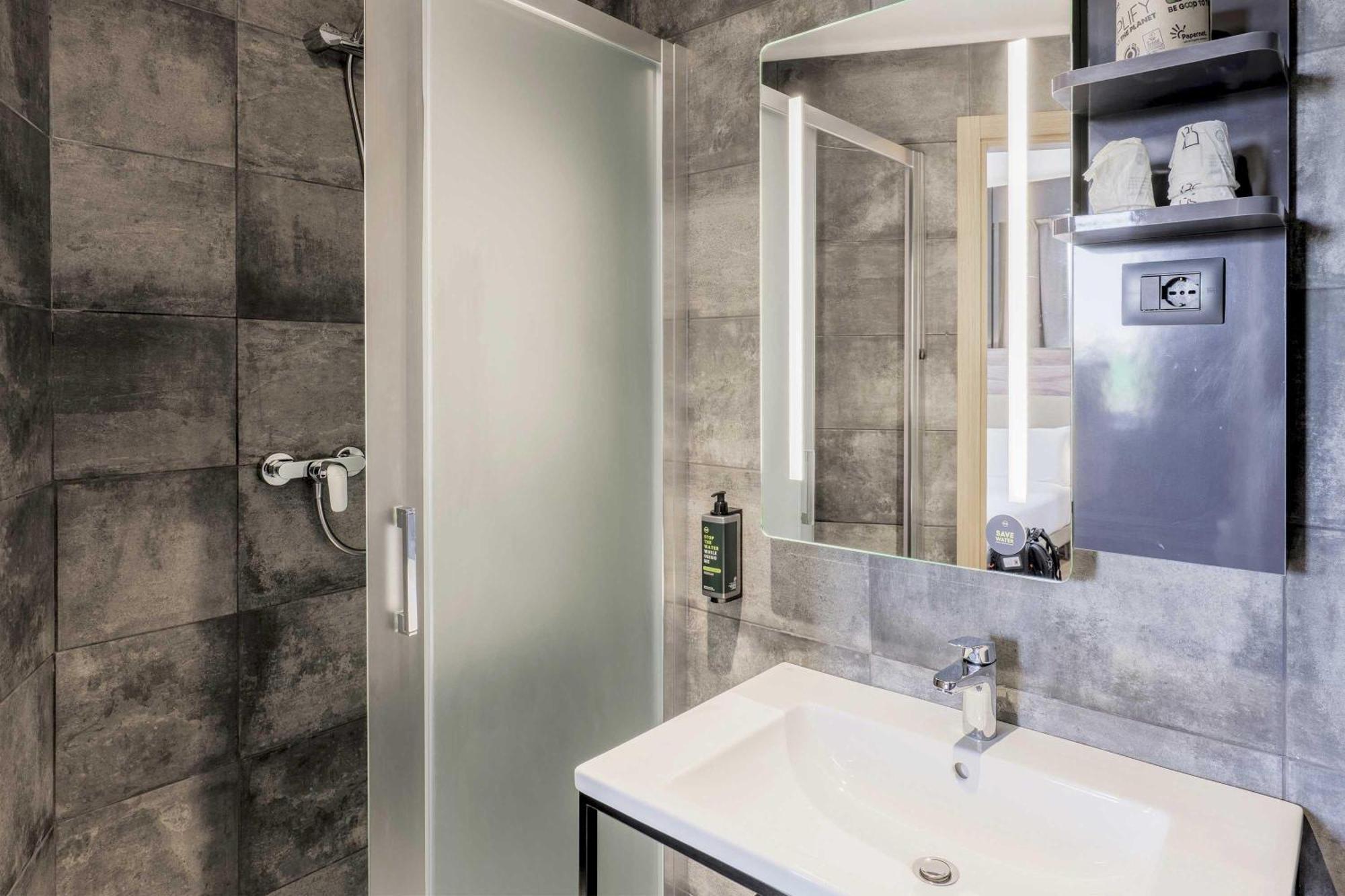 B&B Hotel Prato City Center Esterno foto