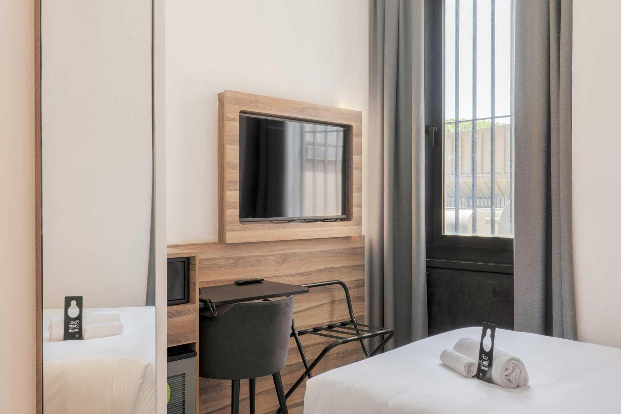 B&B Hotel Prato City Center Esterno foto