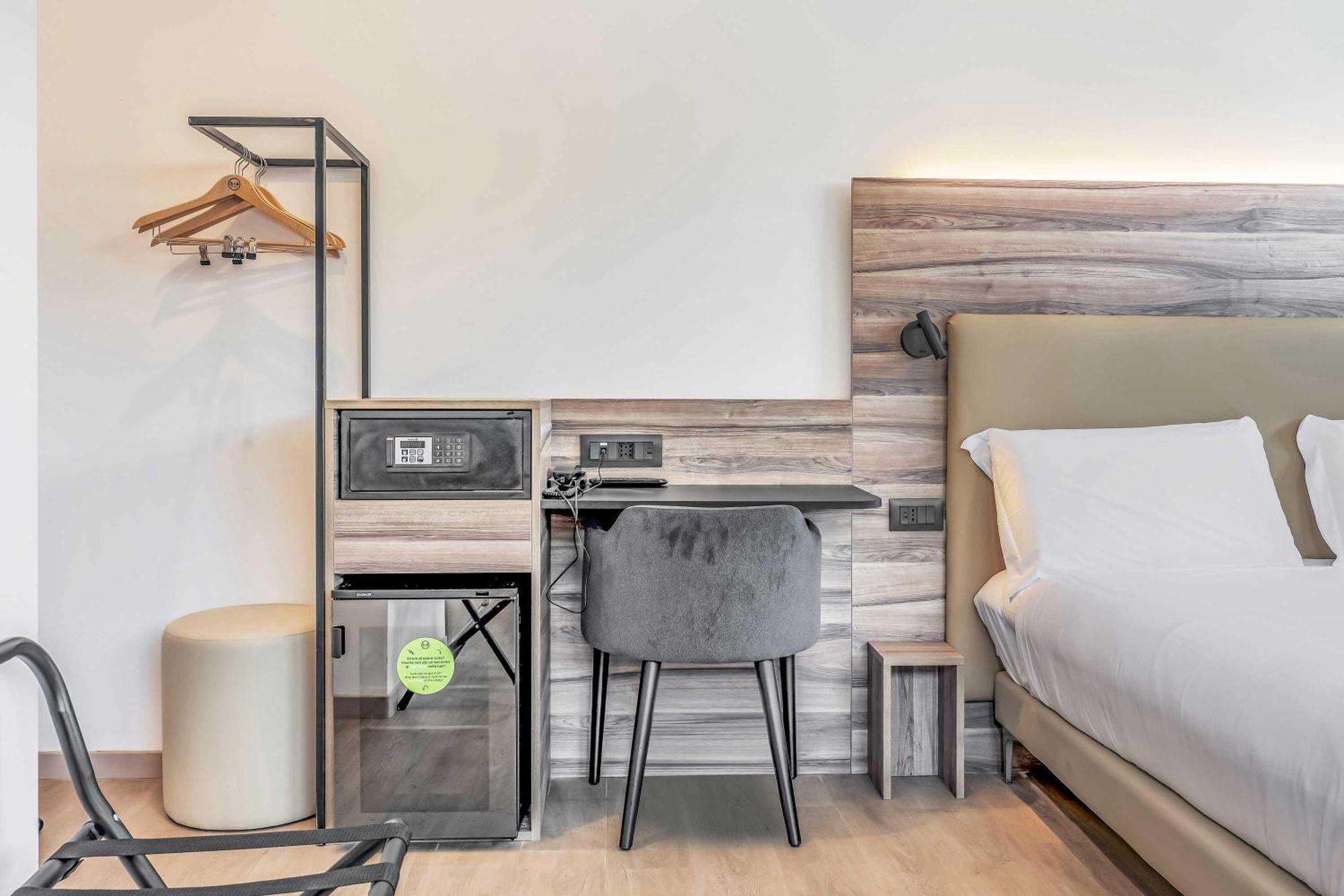 B&B Hotel Prato City Center Esterno foto